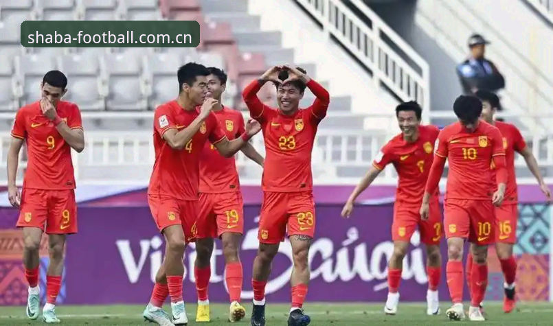 U19国足0-3完败突尼斯 vs 小组赛2胜2负：向前看，泥土里也能长出新芽